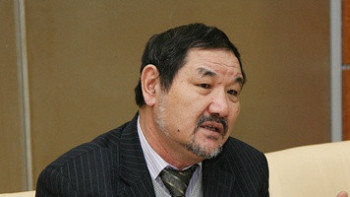 Фотография к новости: Өнердің міндеті адамның жүрегін тебіндіру – Тұрсын Жұртбай