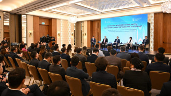 Фотография к новости: Экономиканың көлемін 2 есеге ұлғайтуға қатысты ауқымды міндет тұр – Әшімбаев