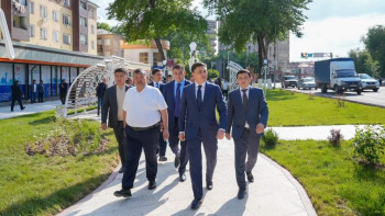 Фотография к новости: Жасыл қала: Шымкентте жаңа гүлзар ашылды