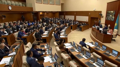 Мәжіліс жаңа заң жобаларын жұмысқа алды