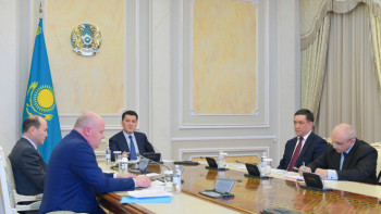 Фотография к новости: Ерлан Қариннің төрағалығымен жемқорлыққа қарсы комиссияның отырысы өтті