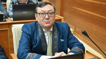 Фотография к новости: Депутат мүмкіндігі шектеулі жастарды "Болашақпен" оқытуды ұсынды