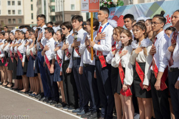 Фотография к новости: Жамбыл облысында мектепті 12 мыңнан астам түлек аяқтайды