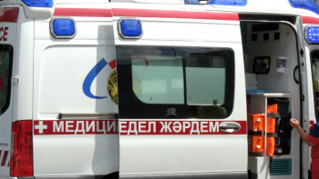 Фотография к новости: Алматыда науқастар шақыртуға келген жедел жәрдем қызметкерлерін ұрған