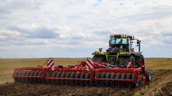 Фотография к новости: Ертіс өңірінде көктемгі егіс науқаны кештеу аяқталады