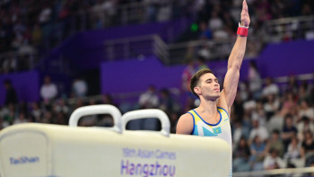 Фотография к новости: Ел гимнасттары әлем кубогінің финалында бақ сынайды