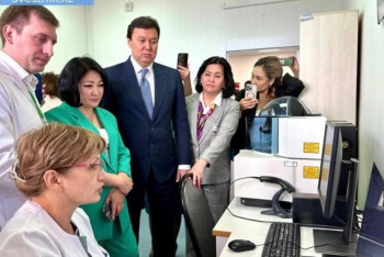 Фотография к новости: Ақтөбеде жүкті әйелдерге арналған «бір күндік клиника» жұмыс істей бастады