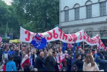 Фотография к новости: Тбилисиде халық тағы митингке шықты