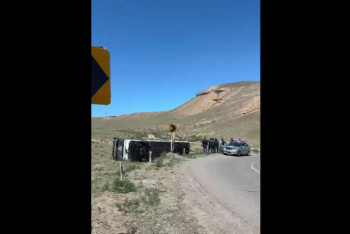 Фотография к новости: Туристер мінген автобус апаты. "ҚазАвтоЖол" ресми мәлімдеме жасады