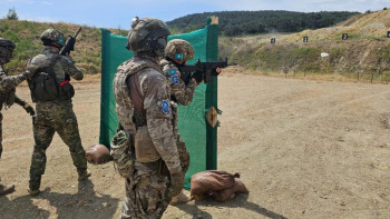 Фотография к новости: Қазақстандық десантшылар Түркияда оқу-жаттығудан өтіп жатыр