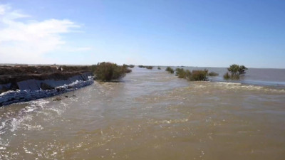 Сарыөзек арнасы бойындағы шаруа қожалықтар қауіпсіз аймаққа көшіріледі