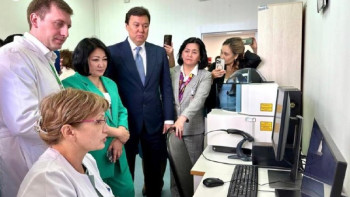 Фотография к новости: "Бір күндік клиника". Ақтөбелік әйелдер толық тексерістен өте алады