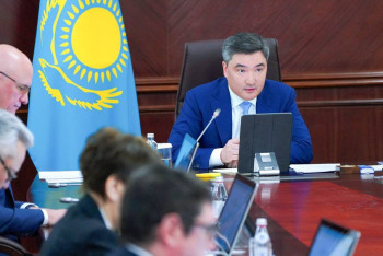 Фотография к новости: "Шикізат өндіре бермеуіміз керек". Үкімет басшысы мәлімдеме жасады