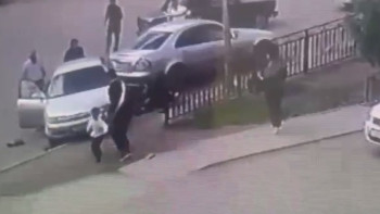 Фотография к новости: Жезқазғанда бес жасар бала 5 адамды қағып кетті