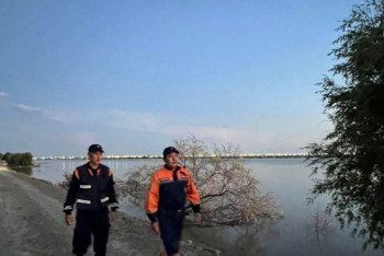 Фотография к новости: Махамбет ауданы аумағынан келген су «Суходол» каналына бұрылды