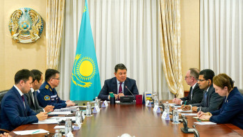 Фотография к новости: Қанат Бозымбаев әйгілі банк өкілдерімен жаңа бірлескен жобаларды талқылады