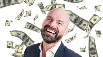 Фотография к новости: Жамбылда сот орындаушысы өндірілген қаржыны өз қажеттіліктеріне жұмсаған