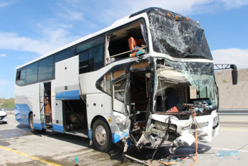 Фотография к новости: Алматыда автобус апатынан 1 адам қаза тауып, 11 жолаушы жарақат алды