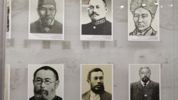 Фотография к новости: Қуғын-сүргін және ашаршылық құрбандары: Қазақстан қаза тапқан саяси тұтқындарды еске алады