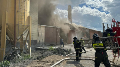 ШҚО құтқарушылары отпен күресіп жатыр