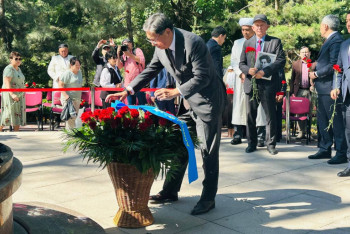 Фотография к новости: Алматылықтар қуғын-сүргін құрбандарын еске алды