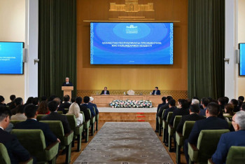 Фотография к новости: Мемлекет басшысы Қасым-Жомарт Тоқаев ғалымдармен кездесті