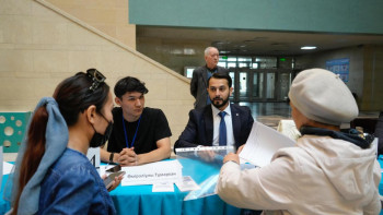 Фотография к новости: 150 мыңнан астам азамат тегін заңгерлік көмек алды