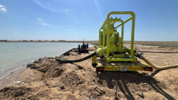 Фотография к новости: Атырау облысында қорғаныс бөгеттерін қосымша бекіту жұмыстары жүргізілуде