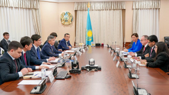 Фотография к новости: Ұлттық экономика министрі Азия даму банкімен бірлескен жобаларды жеделдетуді тапсырды