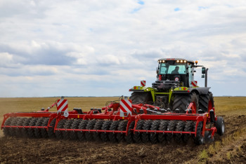 Фотография к новости: Еуропада фермерлер ереуілге шықты