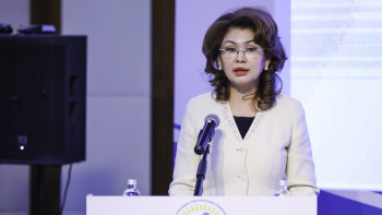 Фотография к новости: Аида Балаева қазақстандықтарды Мемлекеттік рәміздер күнімен құттықтады