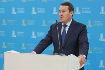 Фотография к новости: Қаражат жетпей қалды деп ақтала алмайды: Смайылов сұрау қатаң болатынын айтты