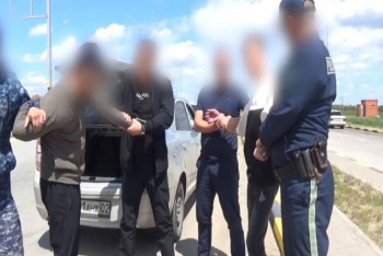 Фотография к новости: Астана полицейлері синтетикалық есірткі тасушылардың жолын кесті