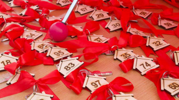 Фотография к новости: Петропавлда су тасқынан зардап шеккен 53 отбасыға жаңа үй кілті табысталды