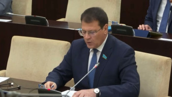 Фотография к новости: Лукин сақтандыру компанияларының қызметіне бақылауды күшейтуді ұсынды