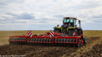 Фотография к новости: Өңірлерде егіс жұмыстарының қарқыны қандай?