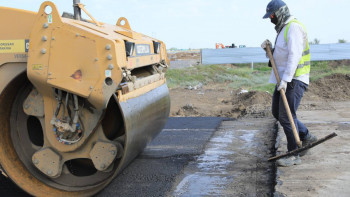 Фотография к новости: Ақтөбе облысында 866 шақырым автожол жөнделеді