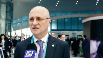 Фотография к новости: Скляр Петербург халықаралық экономикалық форумына қатысты