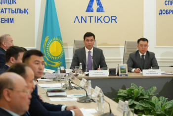 Фотография к новости: Антикор жол құрылысы саласына жемқорлық тәуекелдері бойынша талдау жүргізеді