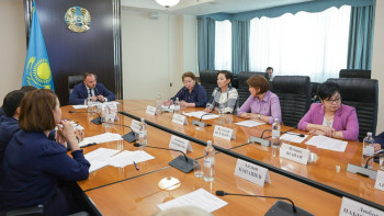 Фотография к новости: 1207 қазақстандық отбасы "Мерейлі отбасы" ұлттық конкурсына  қатысуға өтініш берді