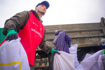 Фотография к новости: "Таза Қазақстан".  Вандализммен күрес жалғасын тапты