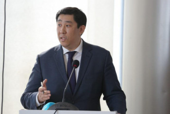 Фотография к новости: "Балалары ауырады, тамақ ішпейді" – Айтмағанбетов ата-ана құқығынан айыру туралы