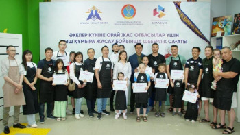 Фотография к новости: Әкелер күні: елордада жас отбасыларға шеберлік сағаты ұйымдастырылды