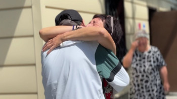 Фотография к новости: Жоғалған баланың анасымен қауышқан видеосы жұртты елжіретті