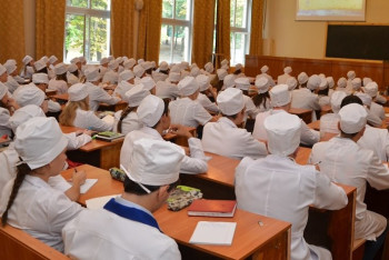 Фотография к новости: Қарағандыда медициналық кадрларды даярлауға 700 грант бөлінді