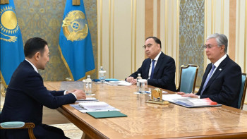 Фотография к новости: Президент Қайрат Сарыбайды қабылдады