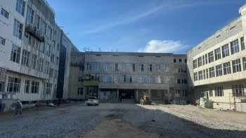 Фотография к новости: Семейде 1200 орындық мектеп құрылысы аяқталуға жақын