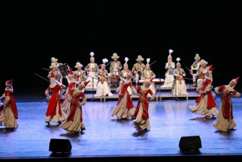 «Қазақконцерт» әртістері Қытайда өнер көрсетті