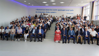 Фотография к новости: Жақып Асанов: Үдеткіштер –  тыңдау және іске асыру мүмкіндігі