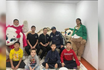 Полицейлер балалар үйінің тәрбиеленушілеріне жаңа өмір сыйлады